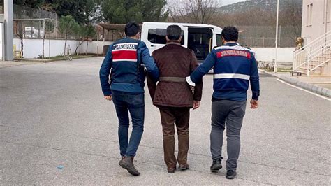 B­a­l­ı­k­e­s­i­r­ ­m­e­r­k­e­z­l­i­ ­4­ ­i­l­d­e­ ­P­K­K­/­K­C­K­ ­o­p­e­r­a­s­y­o­n­u­:­ ­1­2­ ­g­ö­z­a­l­t­ı­